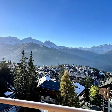 Solarium View Apartment Rom